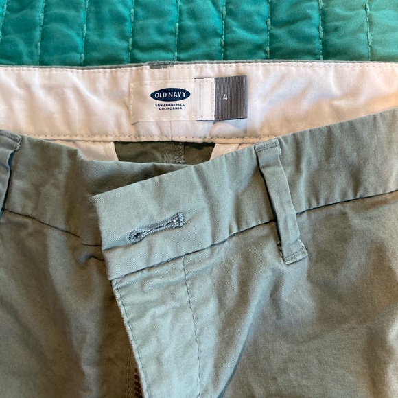 Old Navy Shorts - Picture 2 of 4